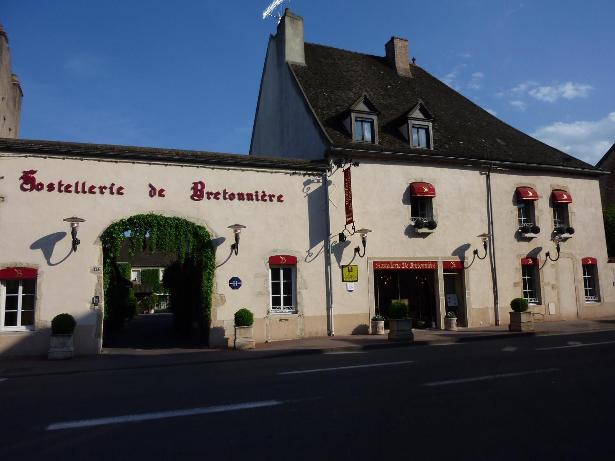 Hostellerie De Bretonniere - Groupe Logis Hotels Beaune  Exterior foto